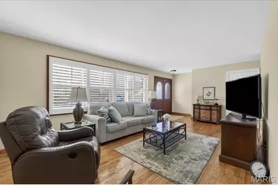 4921 Deepwood Court, Saint Louis, MO 63128 - Photo 5