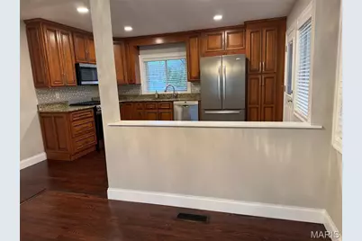 701 Fernview Drive, Creve Coeur, MO 63141 - Photo 7