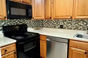 2332 S 13th St, Saint Louis, MO 63104 - Photo 13