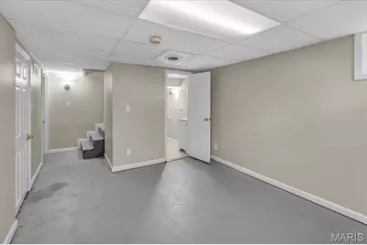 3368 Suncrest Avenue, Saint Louis, MO 63114 - Photo 23