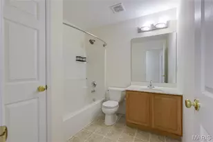 243 Vivaron Ave, Saint Charles, MO 63303 - Photo 15