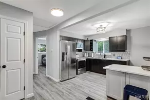 5550 Sapphire Ave, Jennings, MO 63136 - Photo 13