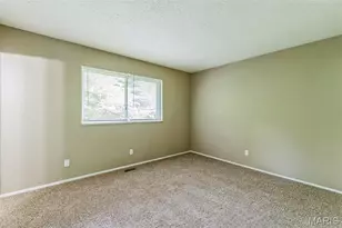 6250 Pennyrich Ct, Florissant, MO 63033 - Photo 13