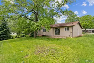 6250 Pennyrich Ct, Florissant, MO 63033 - Photo 5