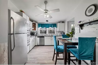 3560 Tremont Drive, Florissant, MO 63033 - Photo 23