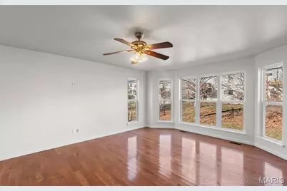 1605 Hurstborough Manor Drive, Hazelwood, MO 63042 - Photo 5