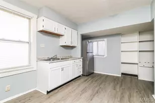 5470 Hamilton Ave, Jennings, MO 63136 - Photo 5