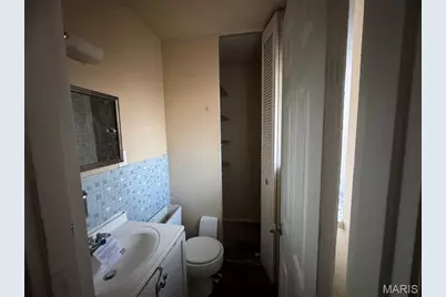 10418 Quaker Drive, Saint Louis, MO 63136 - Photo 9