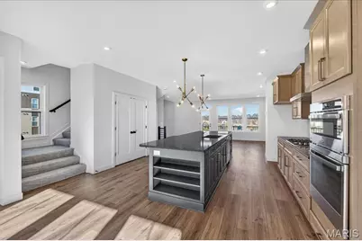 8979 Eager Road, Richmond Heights, MO 63144 - Photo 15