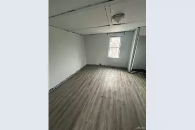 6239 Lorraine Avenue, Pine Lawn, MO 63121 - Photo 5