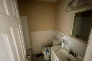 1208 Bellabrook Dr, Saint Louis, MO 63137 - Photo 9