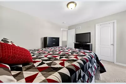 897 Mohawk Court, Warrenton, MO 63383 - Photo 7