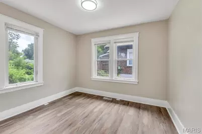 2424 Gothland Avenue, Overland, MO 63114 - Photo 15