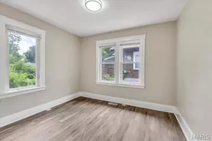 2424 Gothland Ave, Overland, MO 63114 - Photo 15