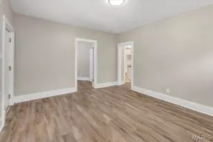 2424 Gothland Ave, Overland, MO 63114 - Photo 7