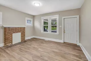 2424 Gothland Ave, Overland, MO 63114 - Photo 9