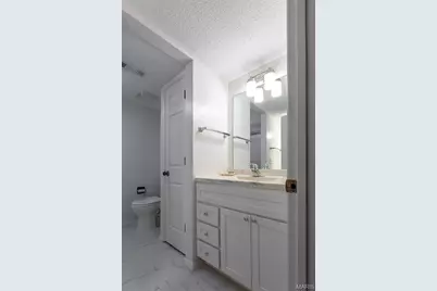 970 N Spoede Road #17, Creve Coeur, MO 63146 - Photo 21
