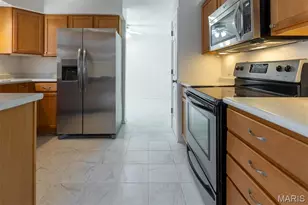 970 N Spoede Rd, Creve Coeur, MO 63146 - Photo 7