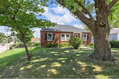 10019 Saint Martha Lane, Saint Ann, MO 63074 - Photo 3