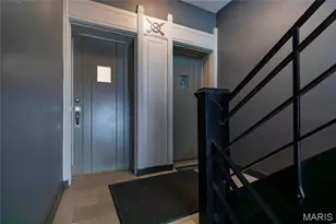 7539 Oxford Dr, Clayton, MO 63105 - Photo 3