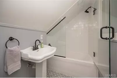 3915 Prather Avenue, Saint Louis, MO 63109 - Photo 25