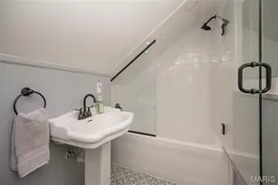 3915 Prather Ave, Saint Louis, MO 63109 - Photo 25