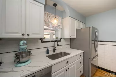 3915 Prather Avenue, Saint Louis, MO 63109 - Photo 13