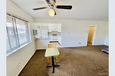 7497 Hazelcrest Drive #G, Hazelwood, MO 63042 - Photo 9