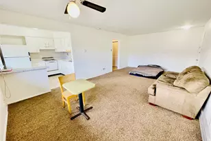 7497 Hazelcrest Dr, Hazelwood, MO 63042 - Photo 3