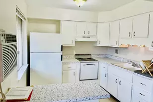 7497 Hazelcrest Dr, Hazelwood, MO 63042 - Photo 7