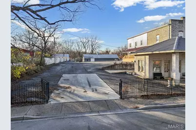 305 N Main Street, Saint Genevieve, MO 63670 - Photo 61