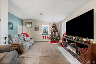 305 N Main St, Saint Genevieve, MO 63670 - Photo 35