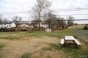 2870 Sussex Dr, Florissant, MO 63033 - Photo 21