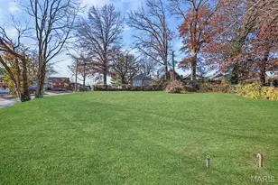 6900 Woodrow Ave, Velda Village Hills, MO 63121 - Photo 15