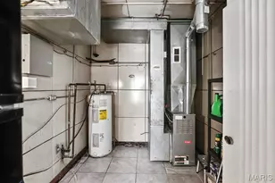 6900 Woodrow Ave, Velda Village Hills, MO 63121 - Photo 13