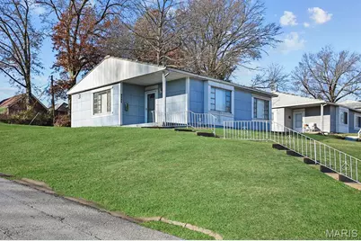 6900 Woodrow Avenue, Velda Village Hills, MO 63121 - Photo 1