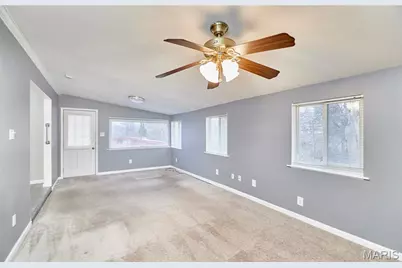 2440 Chaucer Avenue, Saint Louis, MO 63114 - Photo 13