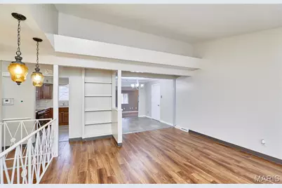 2440 Chaucer Avenue, Saint Louis, MO 63114 - Photo 7