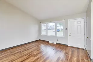 2440 Chaucer Ave, Saint Louis, MO 63114 - Photo 3