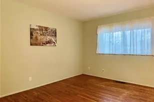 1320 Pepperhill Dr, Florissant, MO 63033 - Photo 11