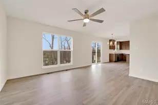 1519 Winding Mdws Dr, Fenton, MO 63026 - Photo 7