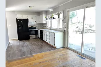 547 Blazedwood Drive, Ballwin, MO 63021 - Photo 5