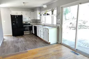 547 Blazedwood Dr, Ballwin, MO 63021 - Photo 5