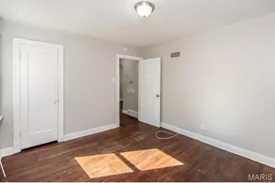 320 Henquin Drive, Ferguson, MO 63135 - Photo 25