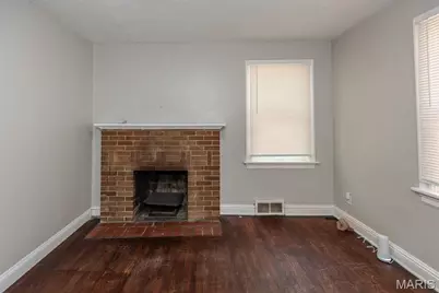 320 Henquin Drive, Ferguson, MO 63135 - Photo 17