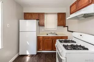 320 Henquin Dr, Ferguson, MO 63135 - Photo 33