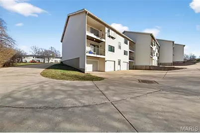 6458 White Cap Lane #B, Saint Louis, MO 63033 - Photo 5