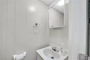 128 E 11th St, Hermann, MO 65041 - Photo 33