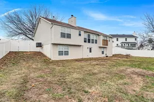 1312 Washingtons Crossing Dr, O'Fallon, MO 63366 - Photo 5