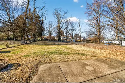 1415 Gahan Drive, Florissant, MO 63031 - Photo 23